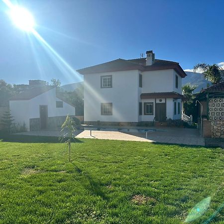 Casa Rural Las Cuatro Flores Орхива Екстериор снимка